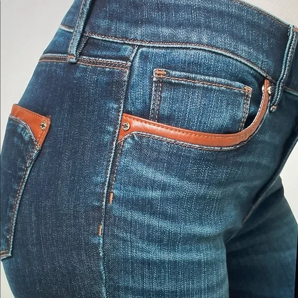 NWT WHBM Mid Rise Skinny Ankle Jeans 2R - Picture 2 of 16